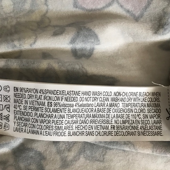 Forever 21 Contemporary cold shoulder dress - Picture 7 of 7